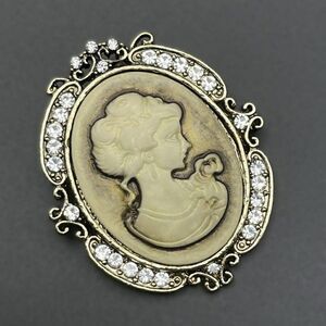 Yellow Gold with Diamond Crystal Victorian Lady Maiden Cameo Pin Back Brooch